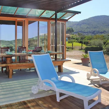 Spacious In Magazzini With Garden *